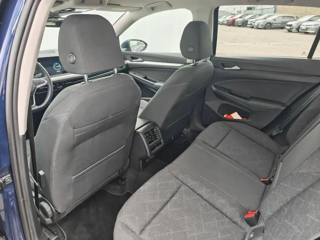 Volkswagen Golf Life 1,0TSi / 81kW