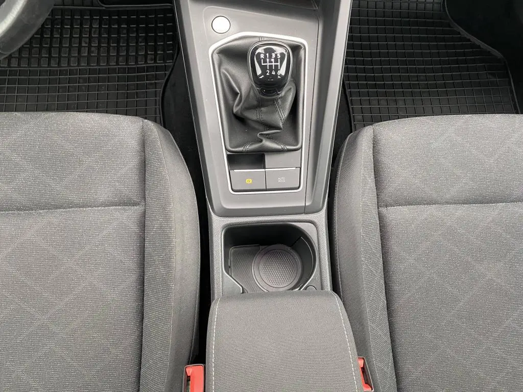 Volkswagen Golf Life 1,0TSi / 81kW