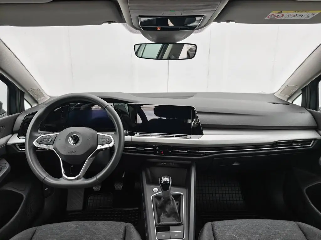 Volkswagen Golf Life 1,0TSi / 81kW