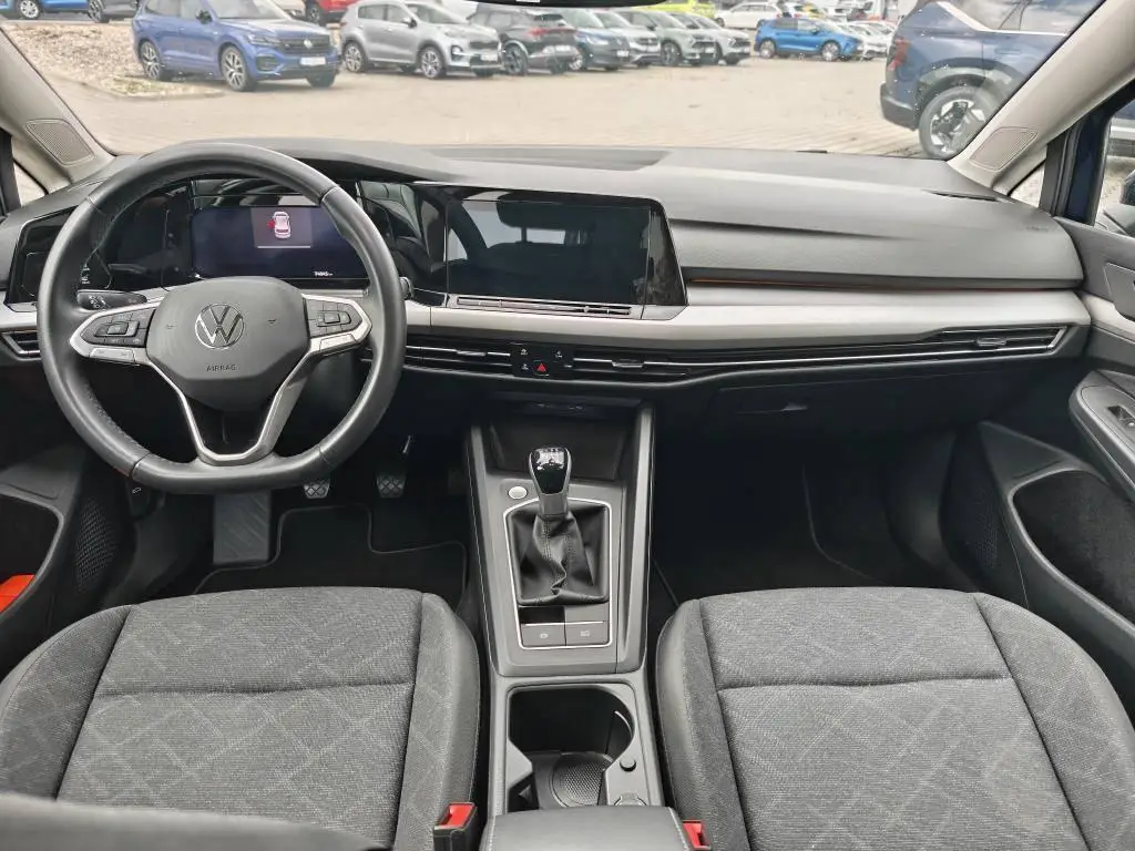 Volkswagen Golf Life 1,0TSi / 81kW