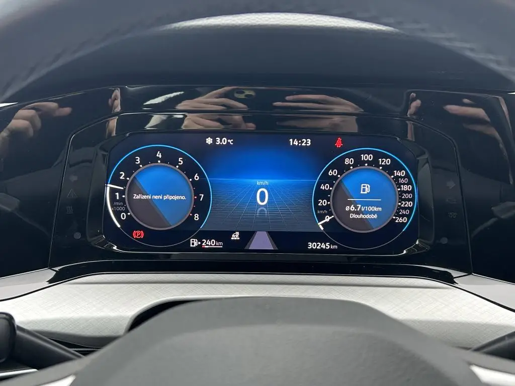 Volkswagen Golf Life 1,0TSi / 81kW