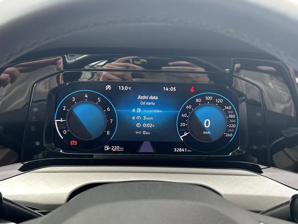 Volkswagen Golf Life 1,0TSi / 81kW