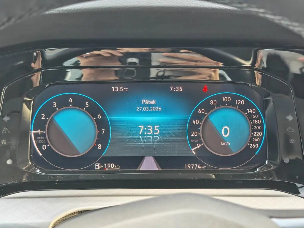 Volkswagen Golf Life 1,0TSi / 81kW