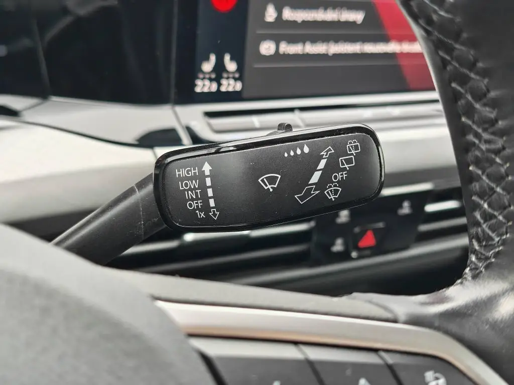 Volkswagen Golf Life 1,0TSi / 81kW