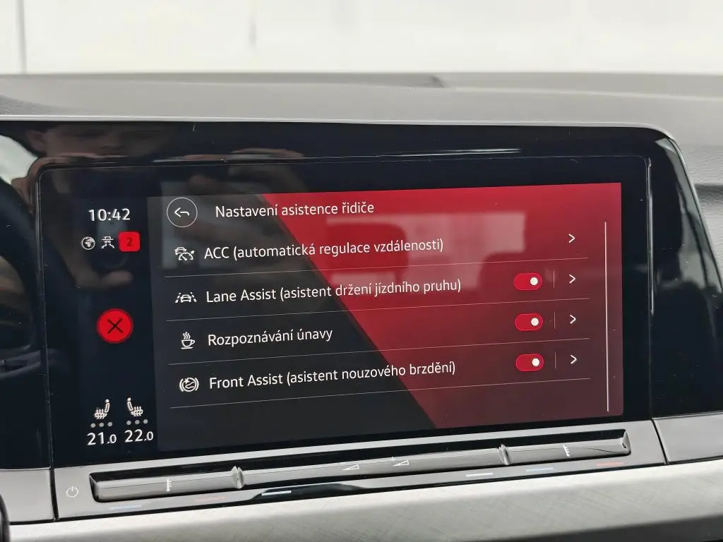 Volkswagen Golf Life 1,0TSi / 81kW