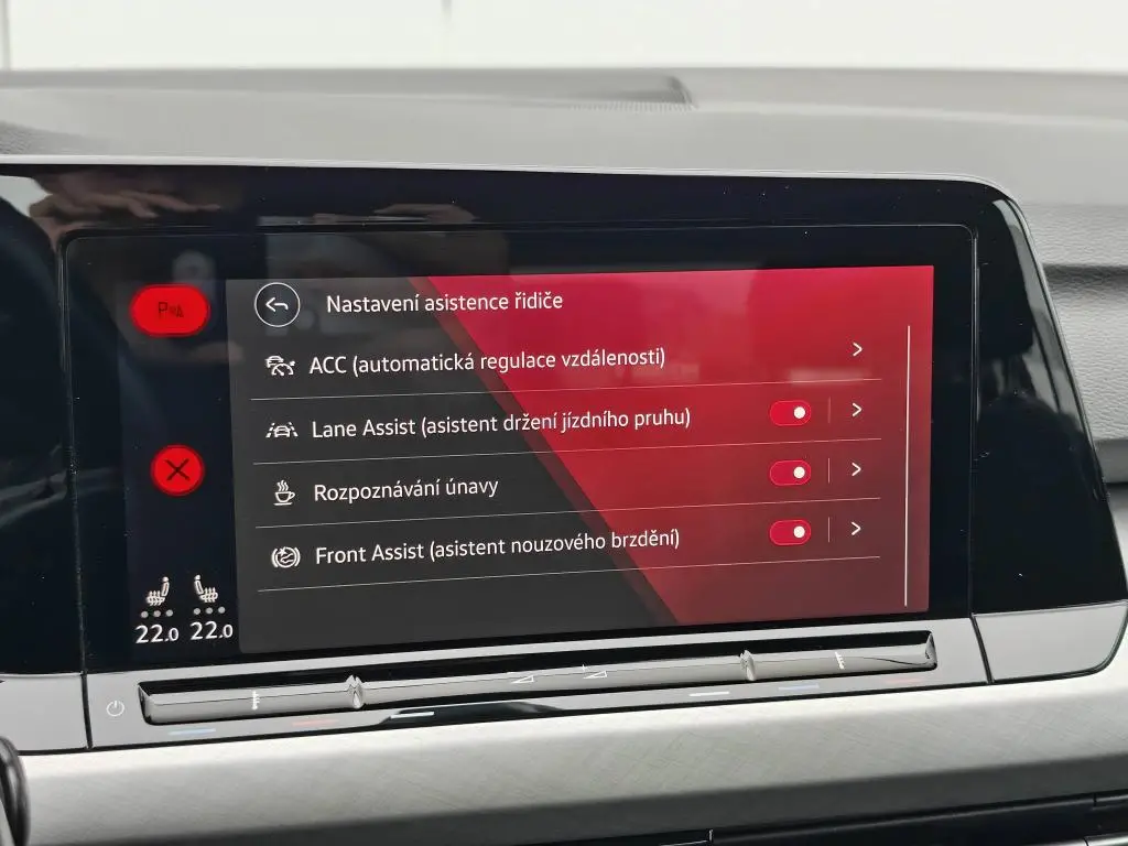 Volkswagen Golf Life 1,0TSi / 81kW