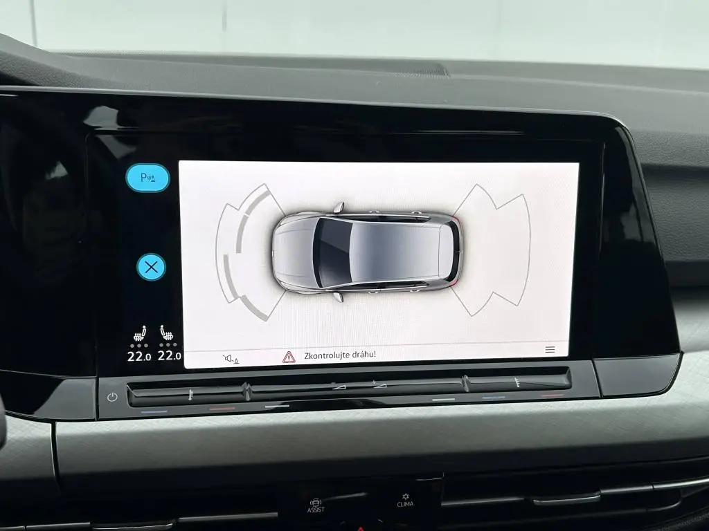 Volkswagen Golf Life 1,0TSi / 81kW