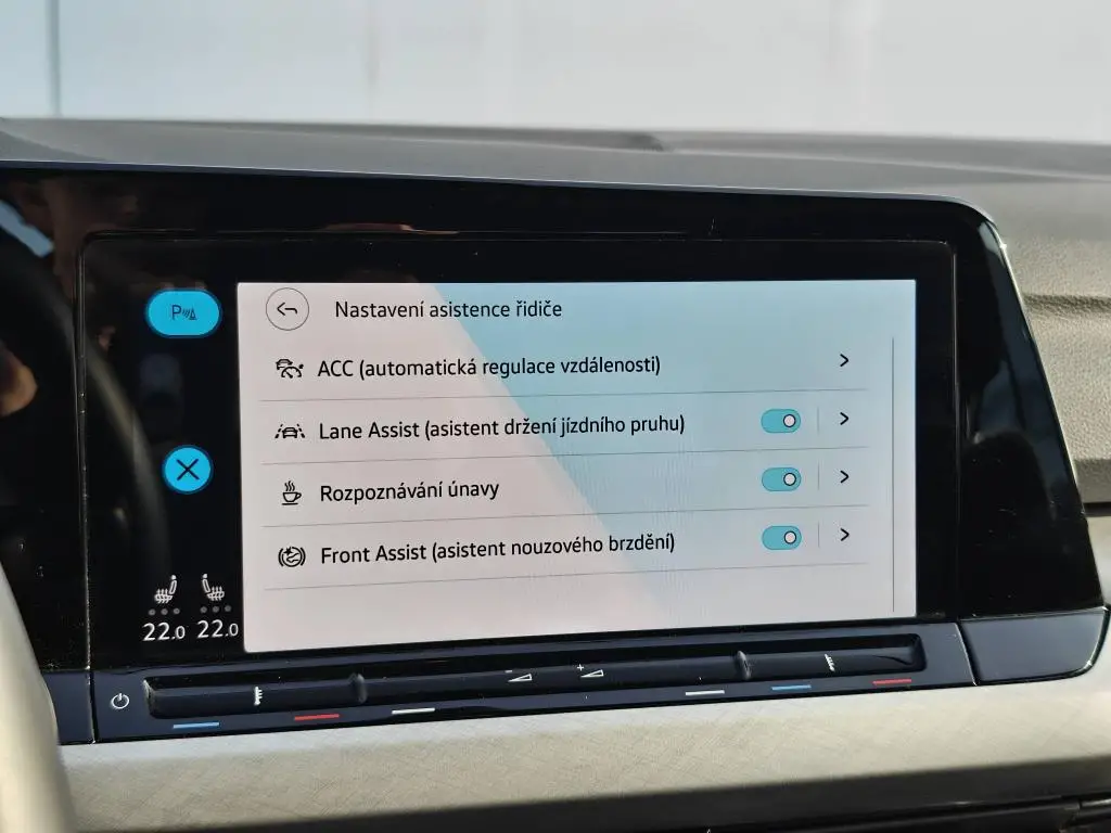 Volkswagen Golf Life 1,0TSi / 81kW