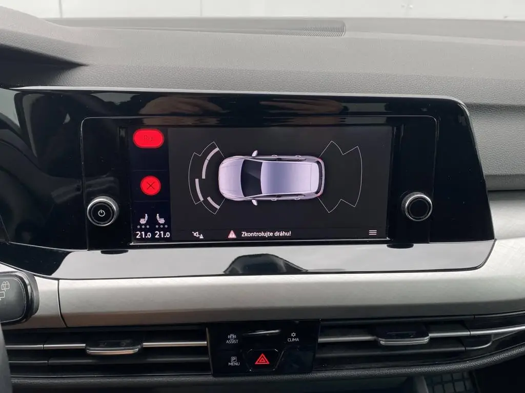 Volkswagen Golf Life 1,0TSi / 81kW