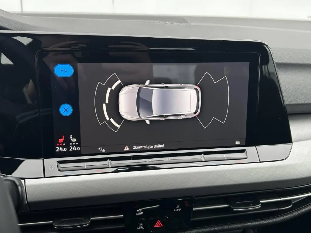 Volkswagen Golf Life 1,0TSi / 81kW