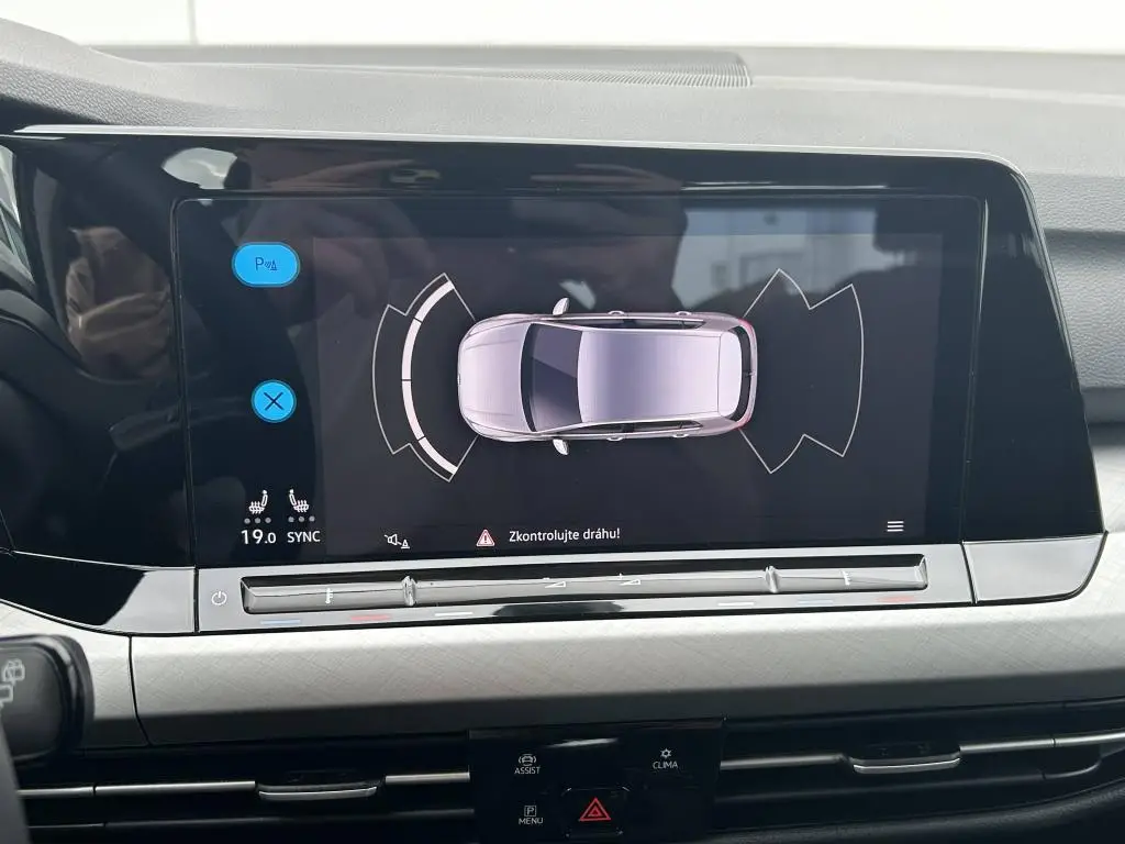 Volkswagen Golf Life 1,0TSi / 81kW