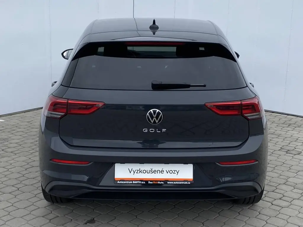 Volkswagen Golf Life 1,0TSi / 81kW