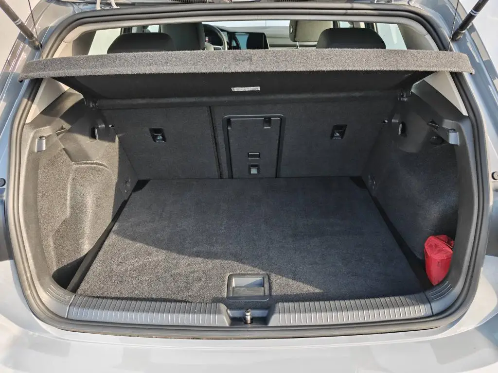 Volkswagen Golf Life 1,0TSi / 81kW