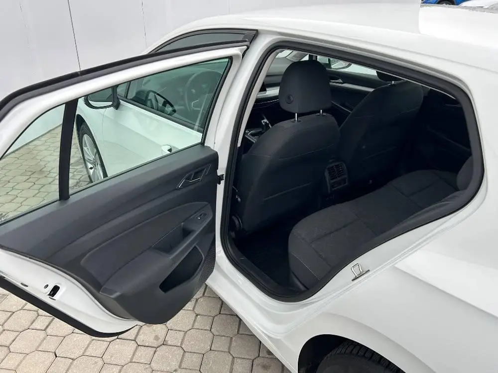 Volkswagen Golf Life 1,5TSi / 96kW