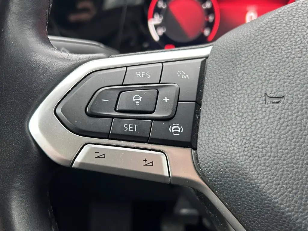 Volkswagen Golf Life 1,5TSi / 96kW