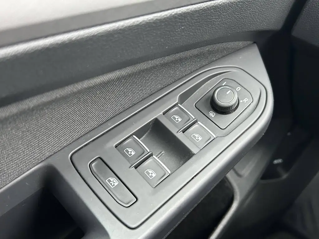 Volkswagen Golf Life 1,5TSi / 96kW