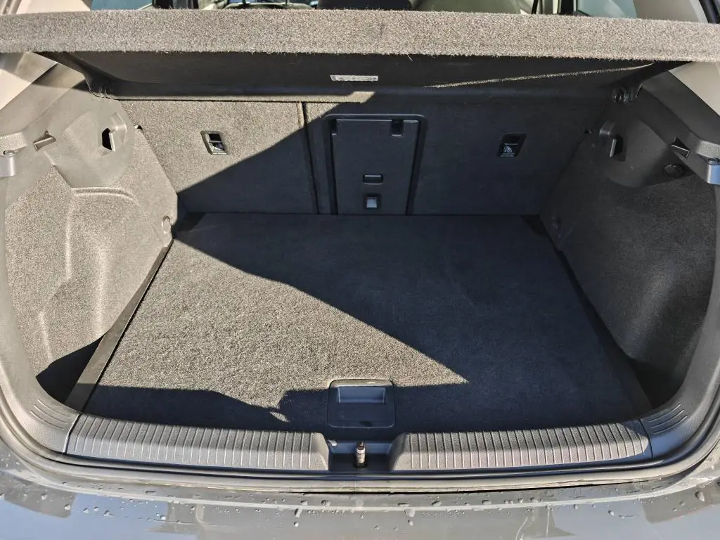 Volkswagen Golf Life 1,5TSi / 96kW