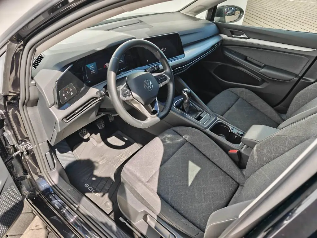 Volkswagen Golf Life 6G 1,5TSi / 96kW