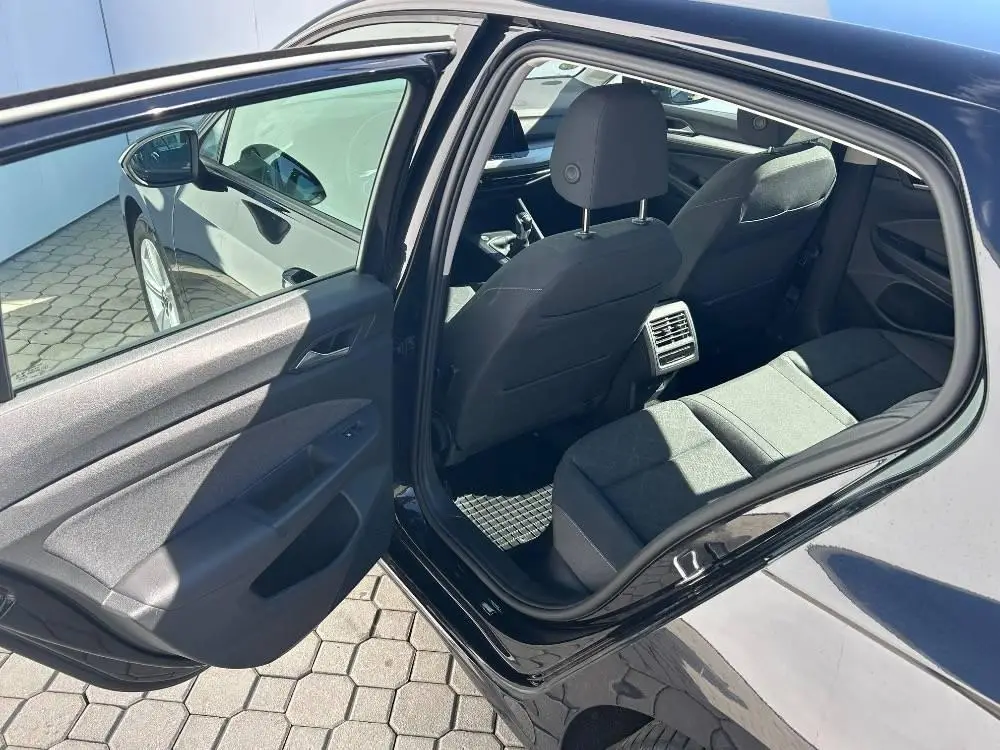 Volkswagen Golf Life 6G 1,5TSi / 96kW