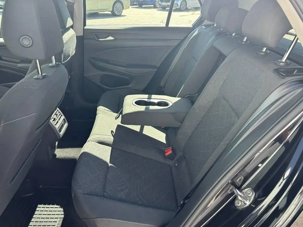 Volkswagen Golf Life 6G 1,5TSi / 96kW