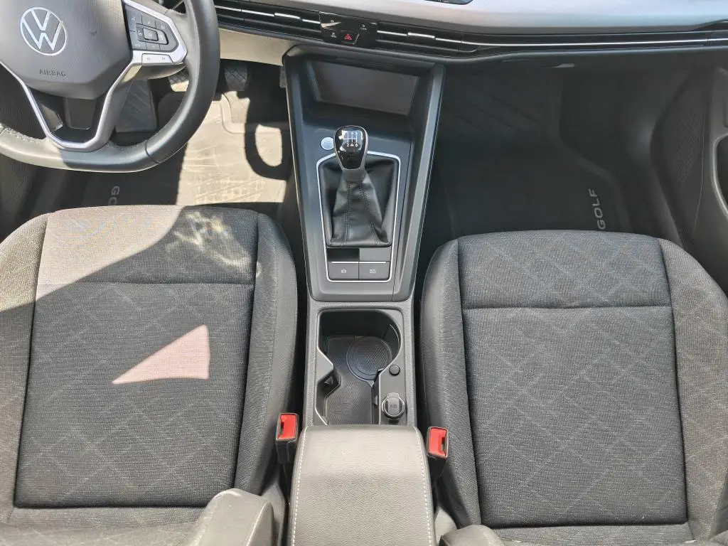 Volkswagen Golf Life 6G 1,5TSi / 96kW