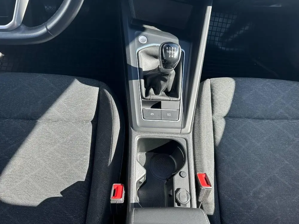Volkswagen Golf Life 6G 1,5TSi / 96kW