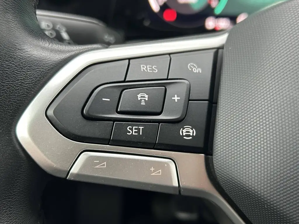 Volkswagen Golf Life 6G 1,5TSi / 96kW