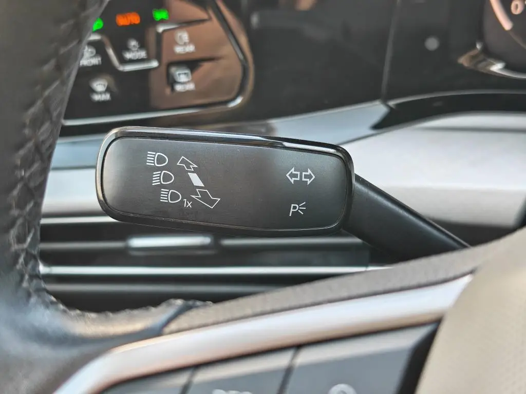 Volkswagen Golf Life 6G 1,5TSi / 96kW