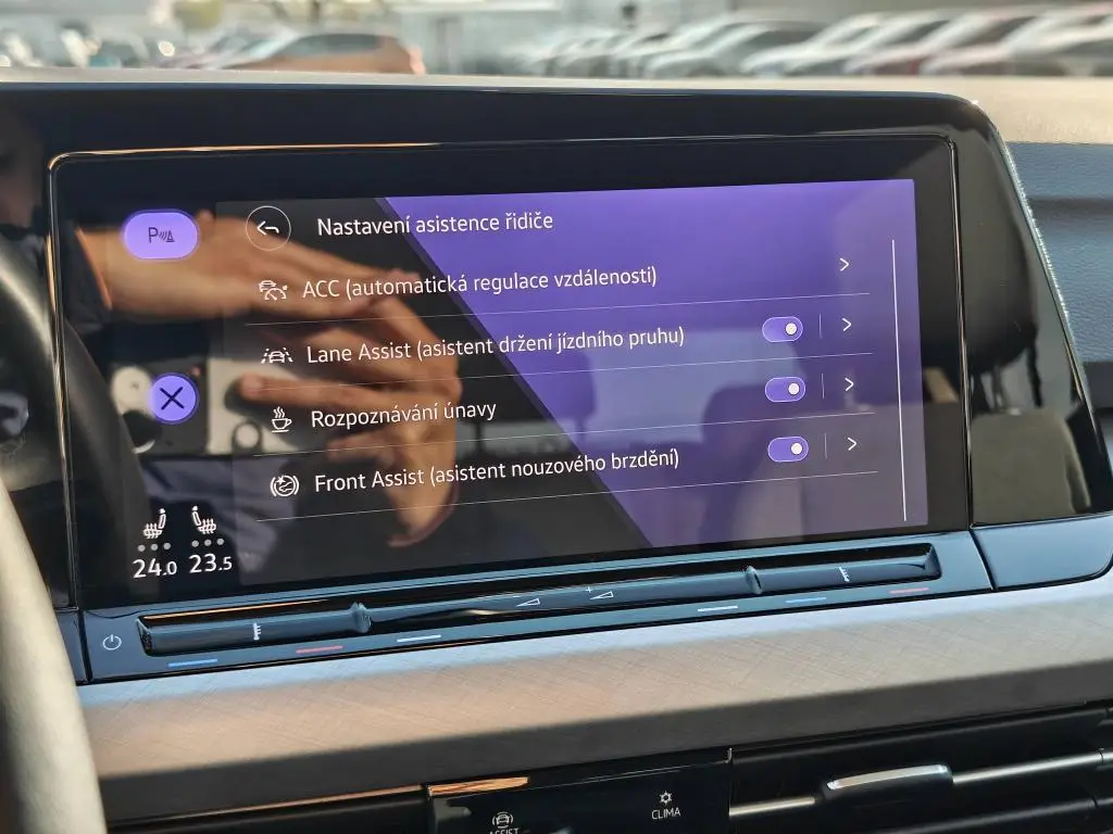 Volkswagen Golf Life 6G 1,5TSi / 96kW