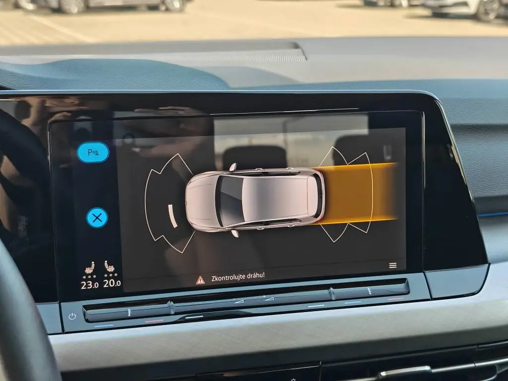 Volkswagen Golf Life 6G 1,5TSi / 96kW