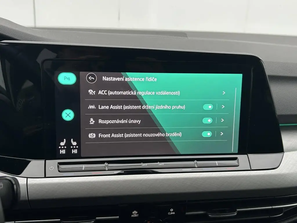 Volkswagen Golf Life 6G 1,5TSi / 96kW