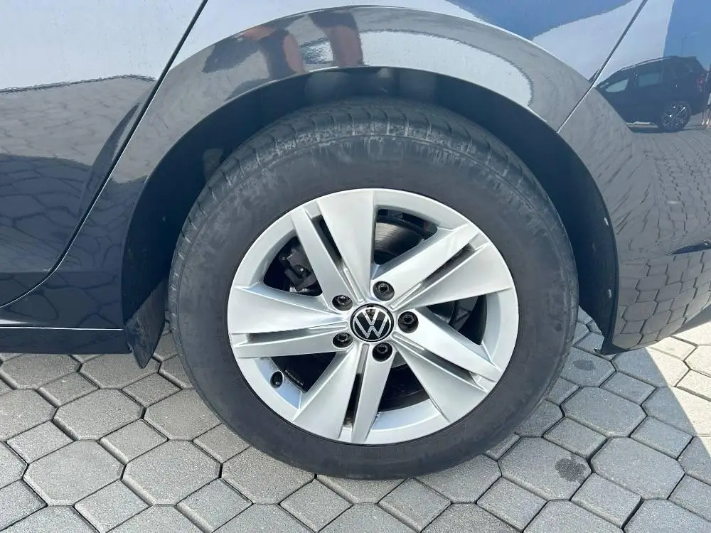 Volkswagen Golf Life 6G 1,5TSi / 96kW
