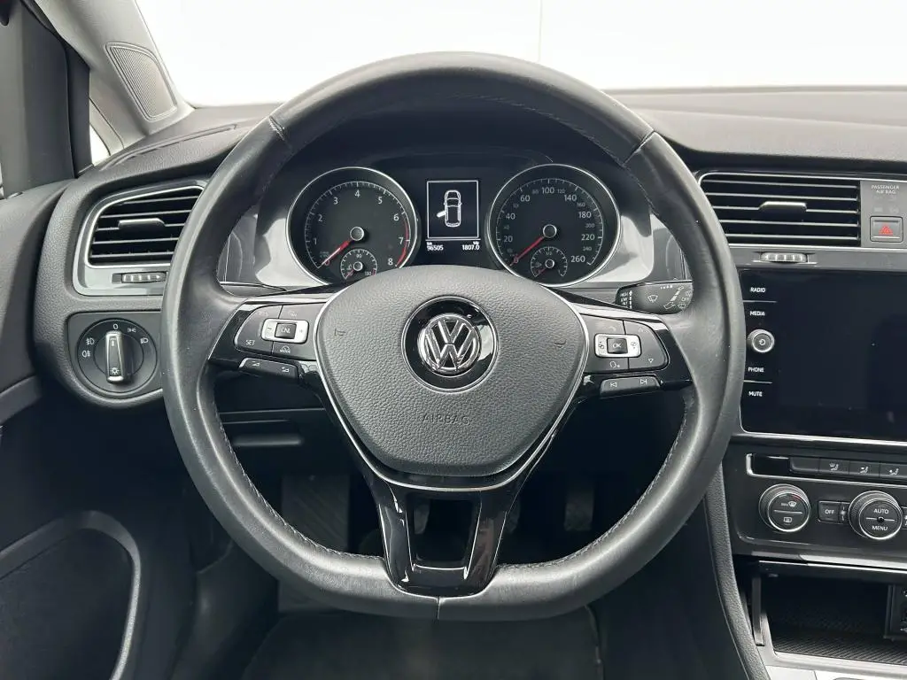 Volkswagen Golf Maraton Edition 1,0TSi / 81kW