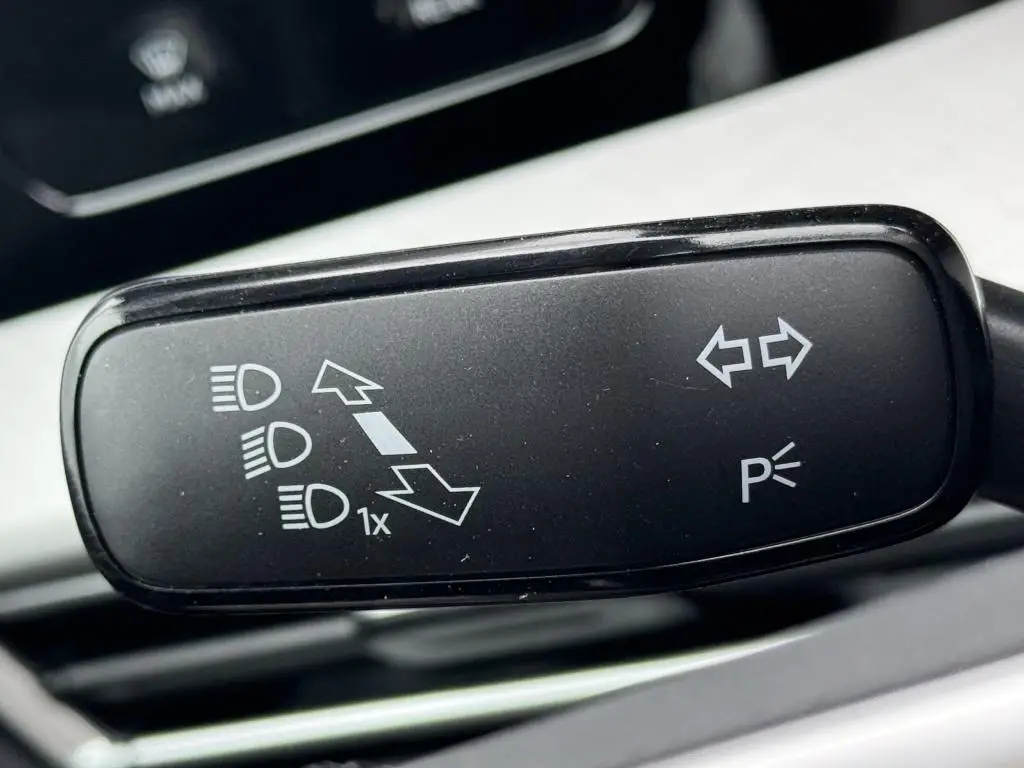 Volkswagen Golf People 6G 1,5TSi / 110kW