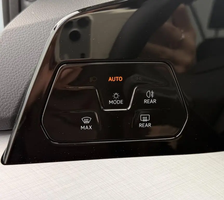 Volkswagen Golf People 6G 1,5TSI / 110kW