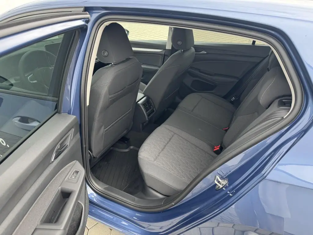Volkswagen Golf People 6G 1,5TSi / 110kW