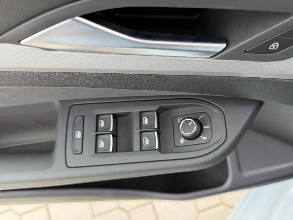 Volkswagen Golf People 6G 1,5TSI / 110kW