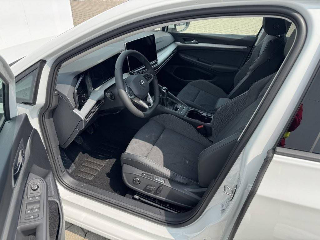 Volkswagen Golf People 6G 1,5TSI / 110kW