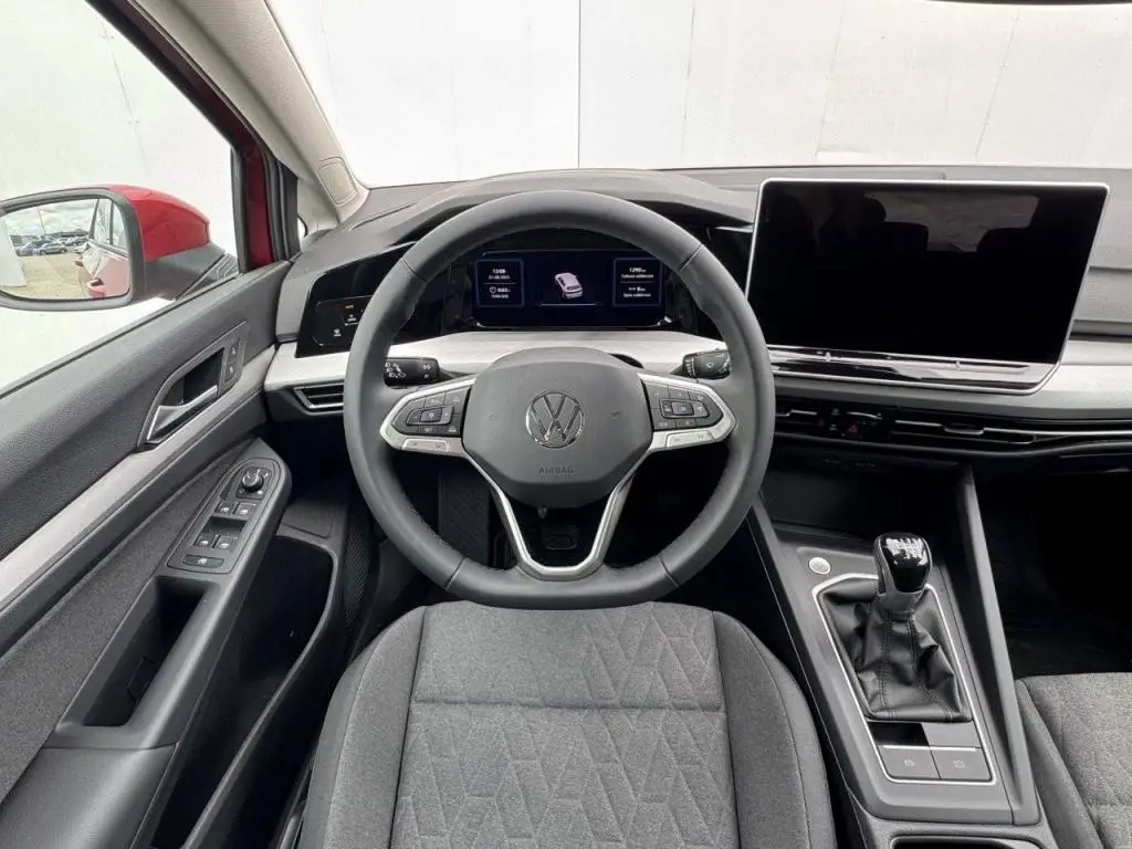 Volkswagen Golf People 6G 1,5TSI / 85kW