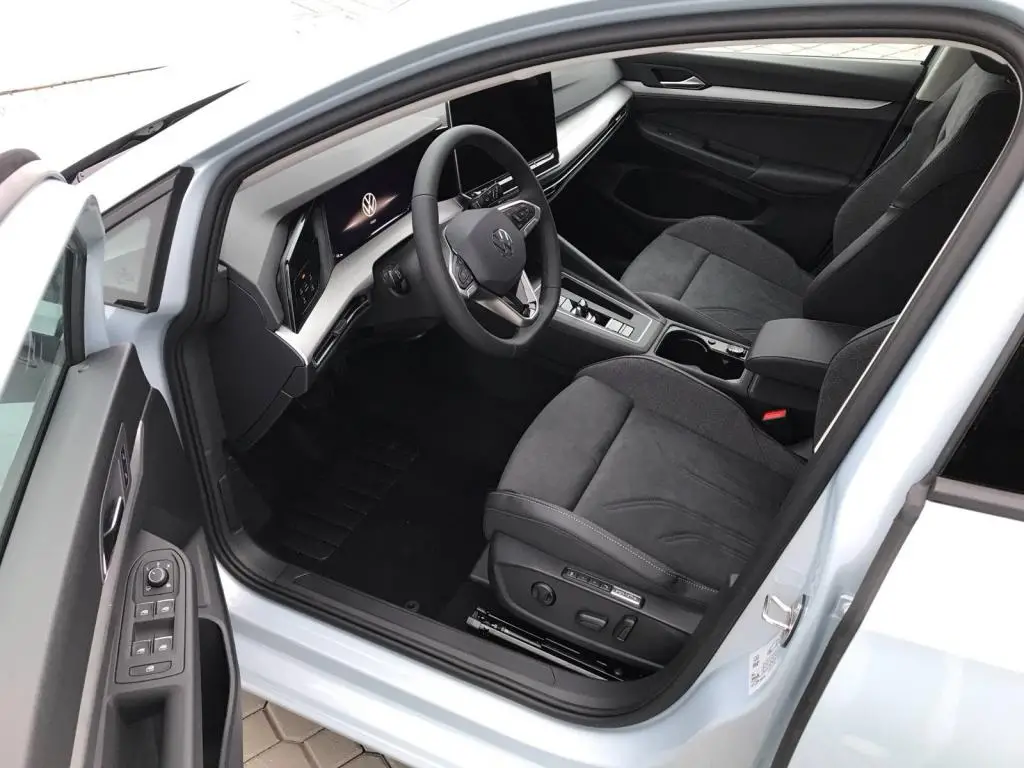 Volkswagen Golf People 7DSG 1,5eTSi / 85kW