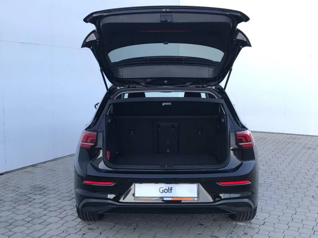 Volkswagen Golf People 7DSG 1,5eTSi / 85kW