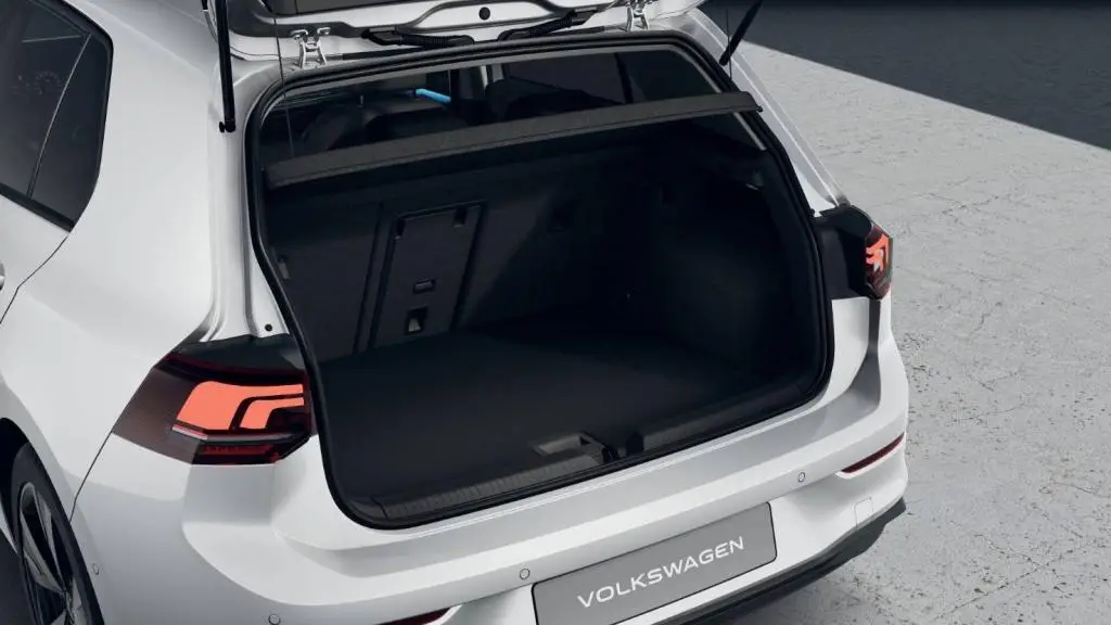 Volkswagen Golf People 7DSG mHEV 1,5eTSI / 110kW