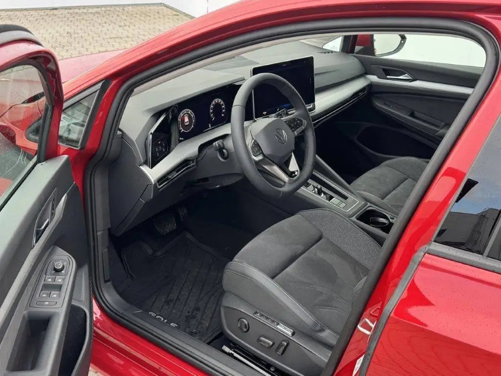 Volkswagen Golf People 7DSG mHEV 1,5eTSI / 110kW