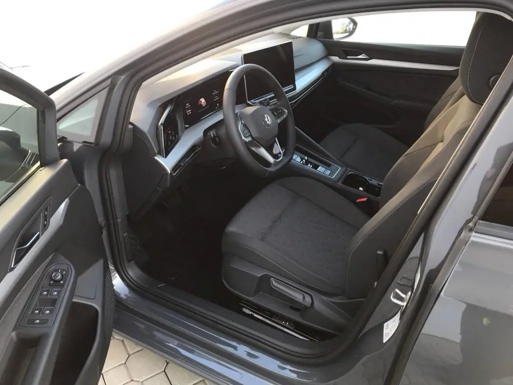 Volkswagen Golf People 7DSG mHEV 1,5eTSI / 110kW