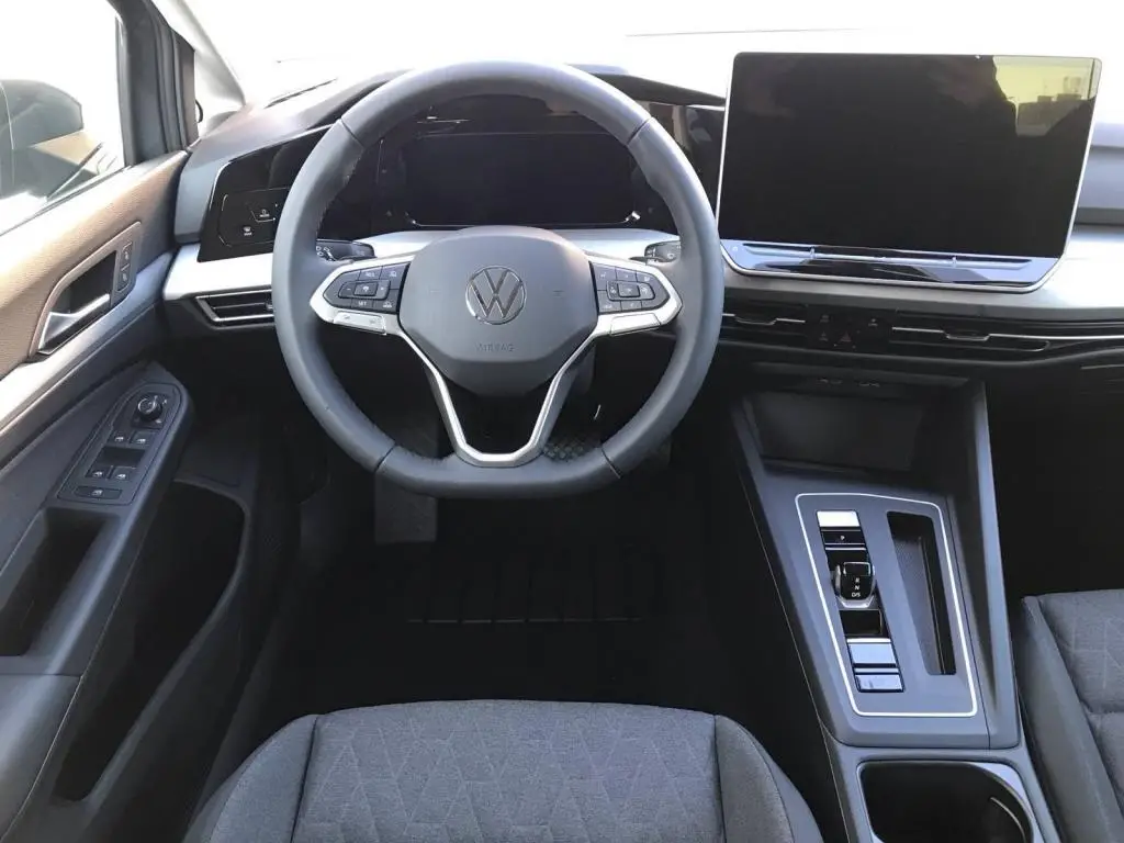 Volkswagen Golf People 7DSG mHEV 1,5eTSI / 110kW