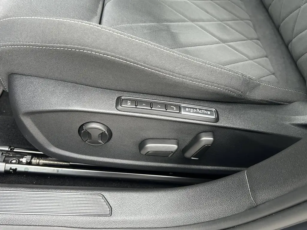 Volkswagen Golf Style 1,5TSi / 96kW