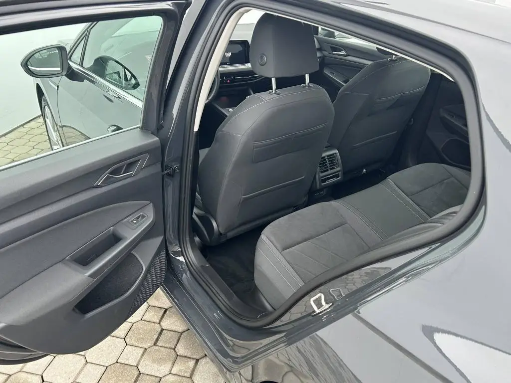 Volkswagen Golf Style 1,5TSi / 96kW