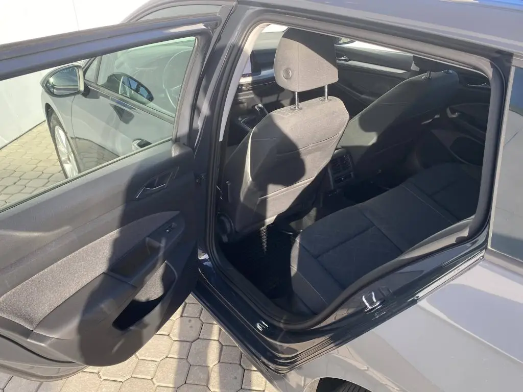 Volkswagen Golf Variant Life 6G 1,0TSi / 81kW