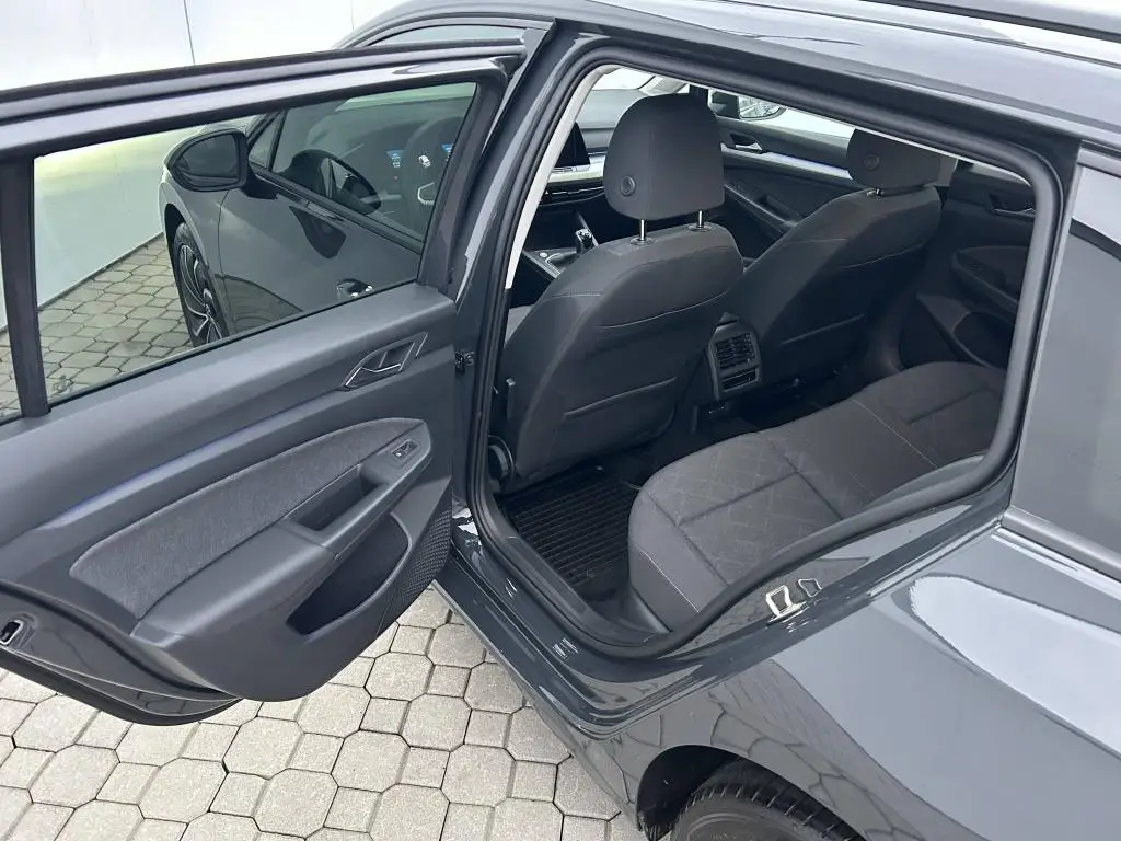 Volkswagen Golf Variant Life 6G 1,0TSi / 81kW