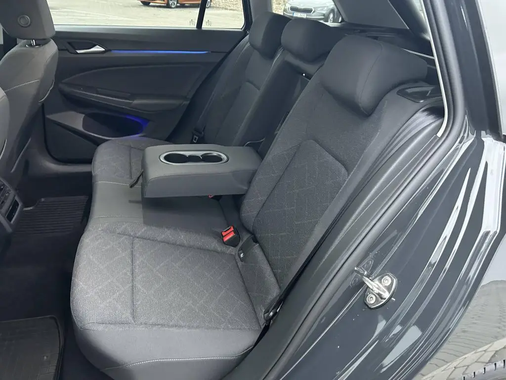 Volkswagen Golf Variant Life 6G 1,0TSi / 81kW